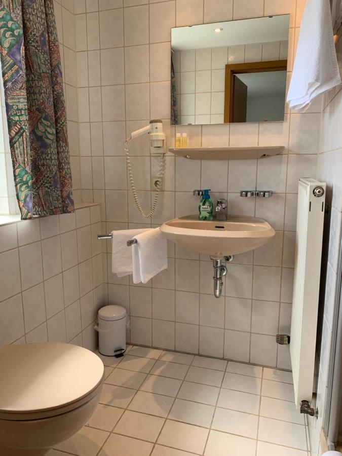Gasthof Zum Baeren Asperg Екстер'єр фото