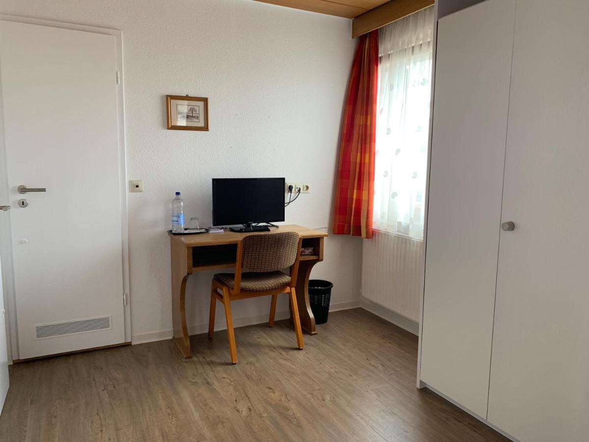 Gasthof Zum Baeren Asperg Екстер'єр фото